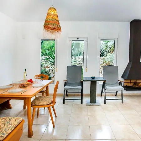 El Descanso By Interhome * גאטה דה גורגוס
